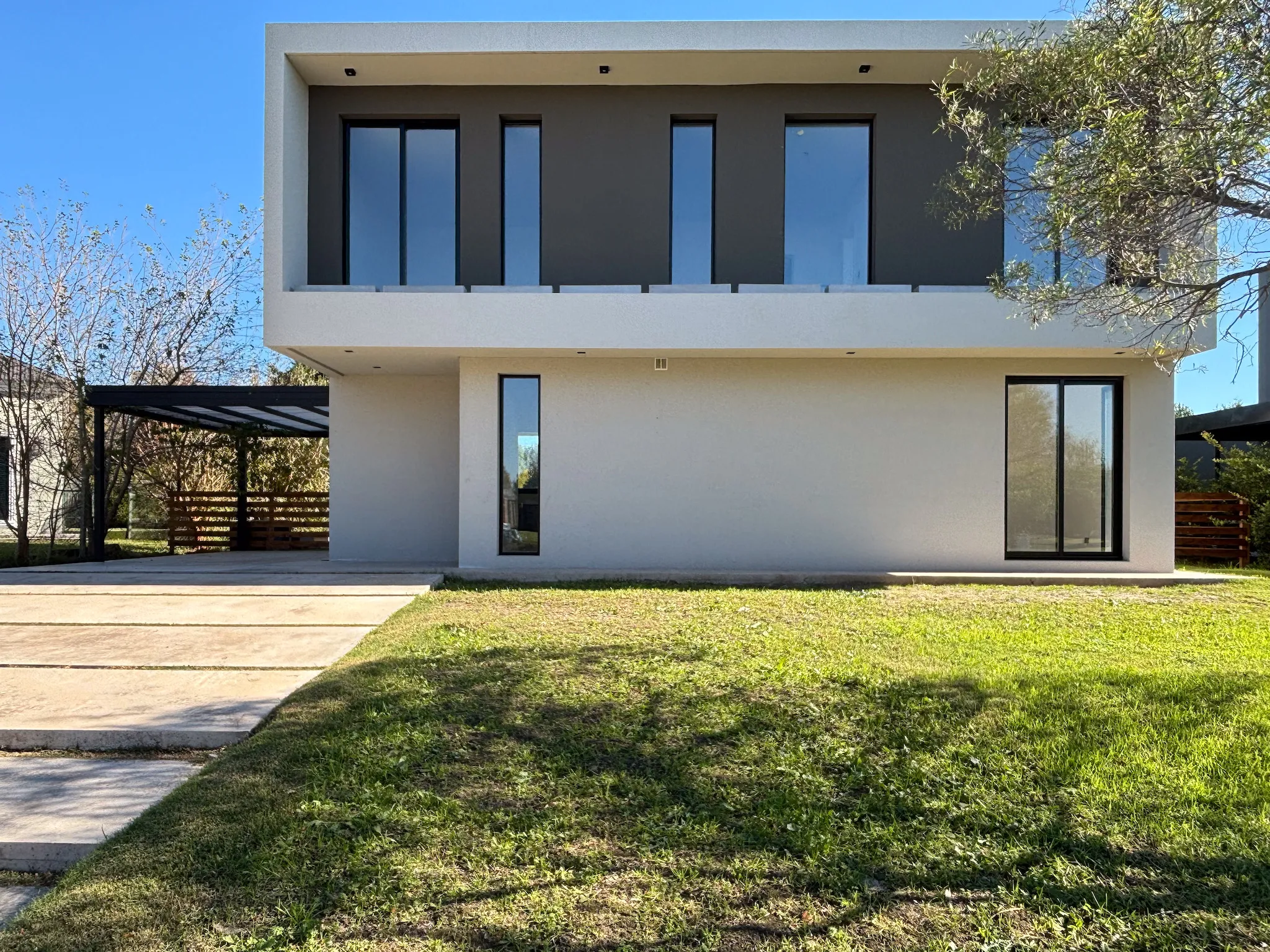 Venta Casa a estrenar · 5 ambientes · Jardín · Pileta · Cantón Norte - Foto 4