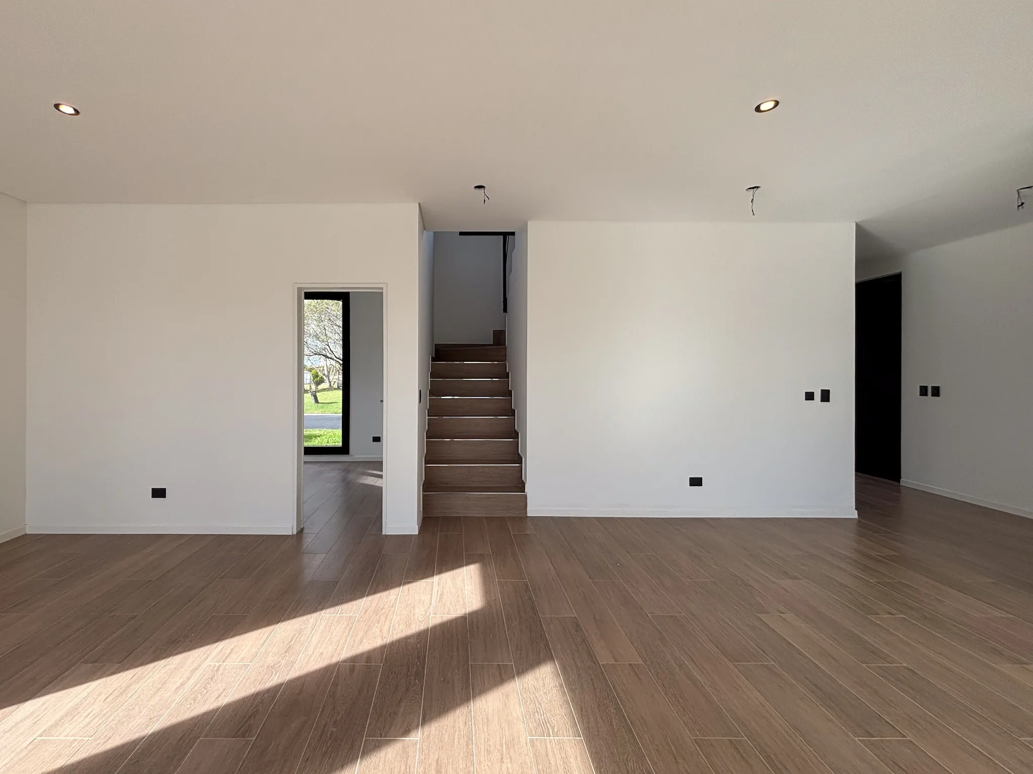 Venta Casa a estrenar · 5 ambientes · Jardín · Pileta · Cantón Norte - Foto 16