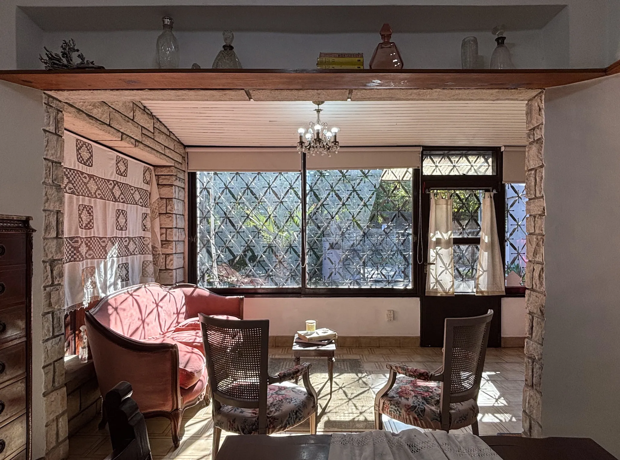 Venta · Casa · 3 dormitorios · Una planta · Jardin · Pileta · Don Torcuato - Foto 2