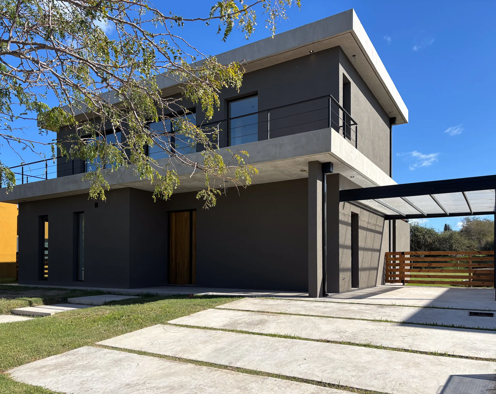 Venta Casa a estrenar · 5 ambientes · Jardín y Pileta · Cantón Norte - Foto 2