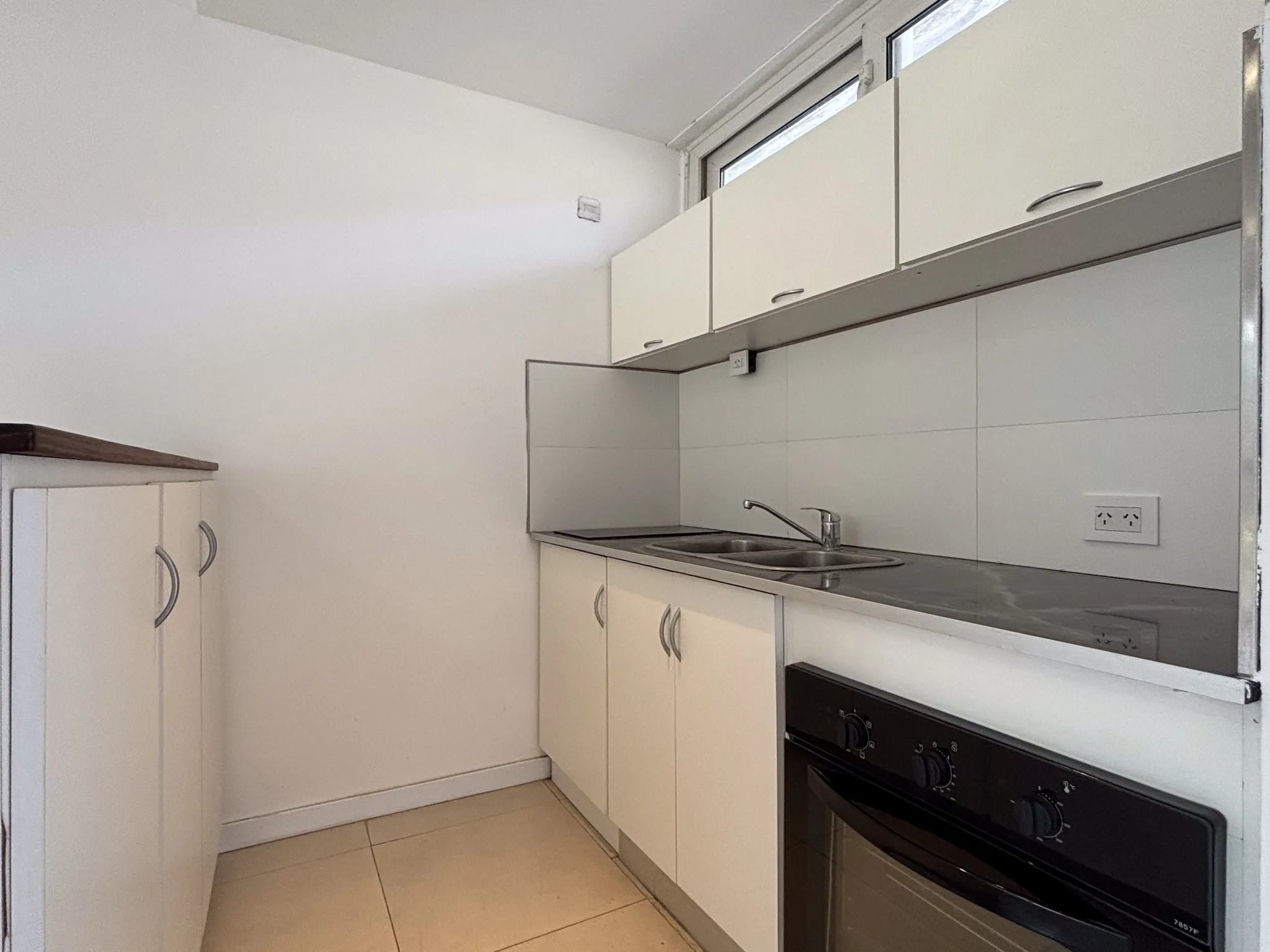 Venta monoambiente con cochera · Barrio La Nazarena · Pilar - Foto 7