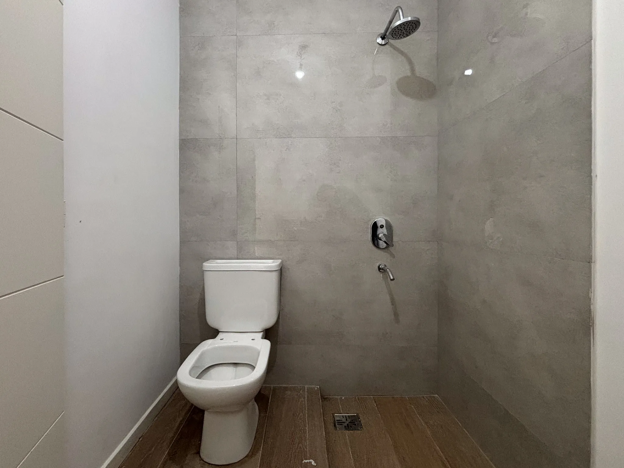 Venta Casa a estrenar · 5 ambientes · Jardín y Pileta · Cantón Norte - Foto 12