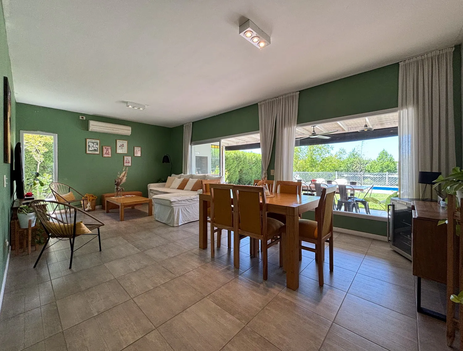 Venta casa al lago · 3 dormitorios · Pileta y parrilla · Cantón Islas - Foto 2