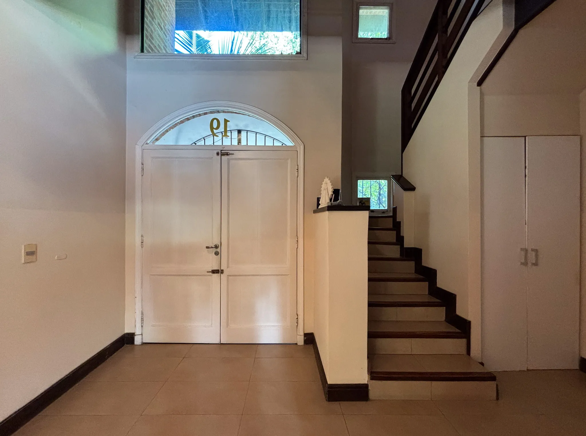 Venta Casa · 7 ambientes · Pileta · Quincho · Lomas de San Isidro - Foto 5