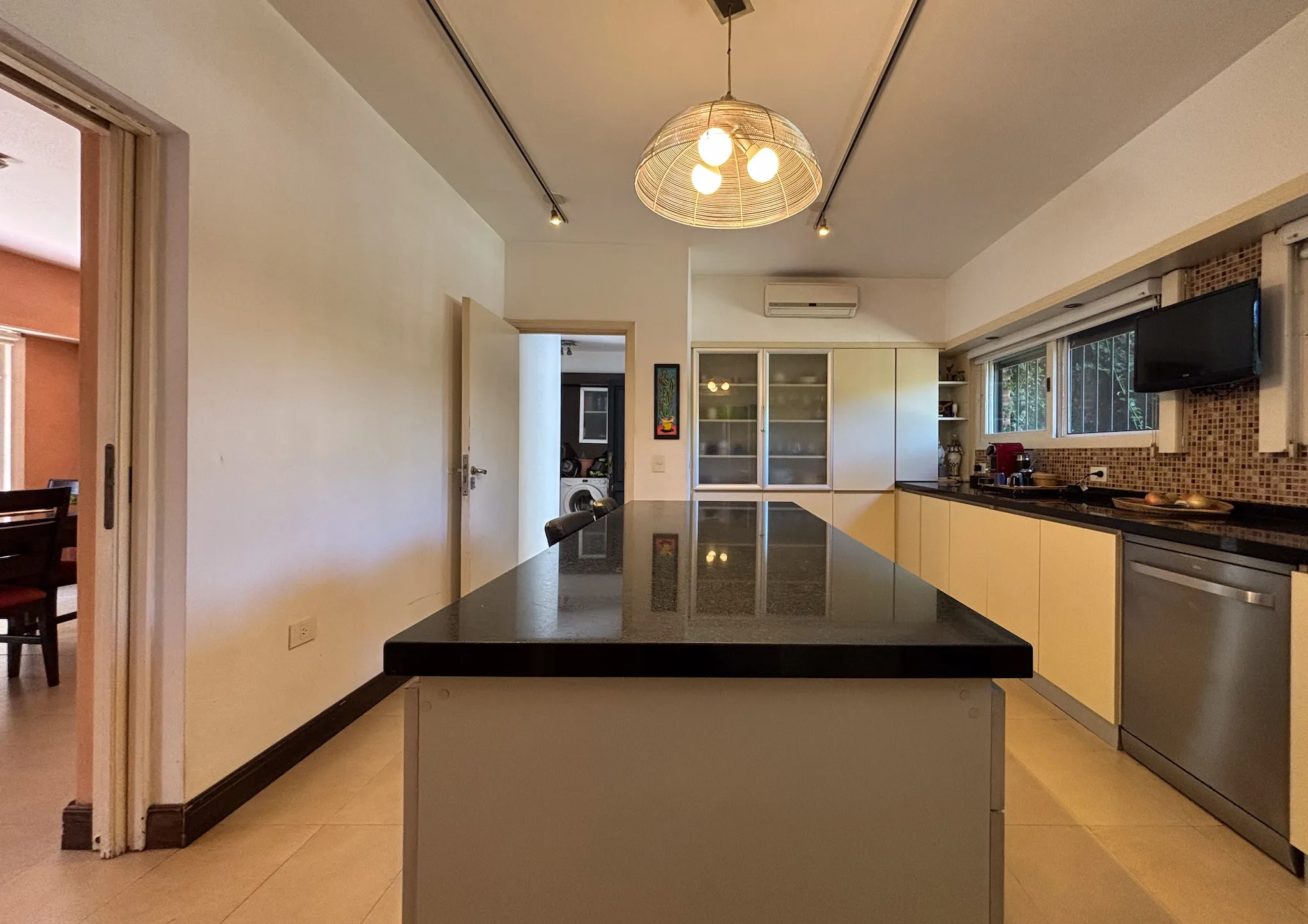 Venta Casa · 7 ambientes · Pileta · Quincho · Lomas de San Isidro - Foto 13