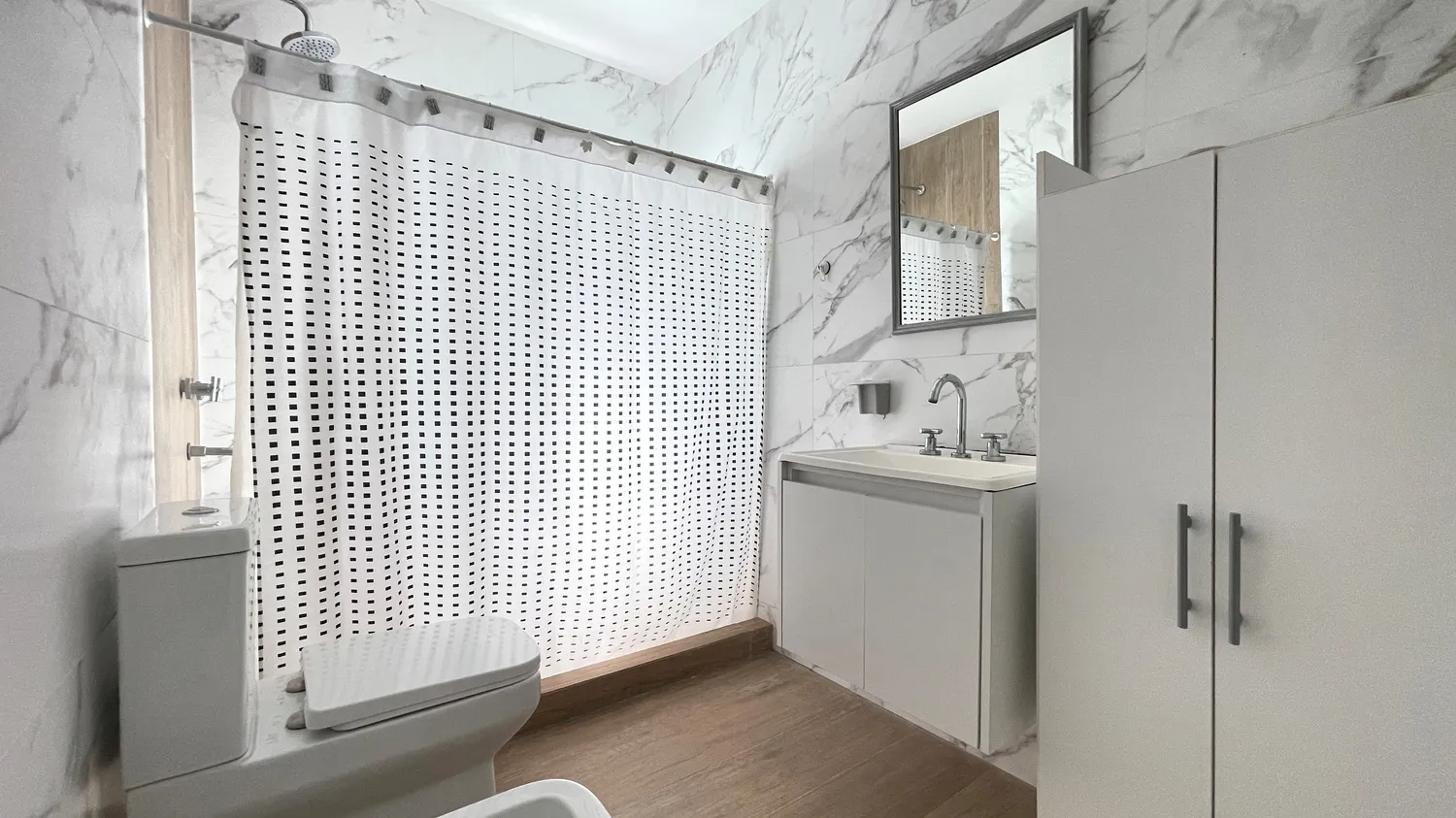 Venta Casa · 3 Dormitorios · Galeria con Parrilla · Jardin · Santa Isabel Etapa 2 - Foto 20