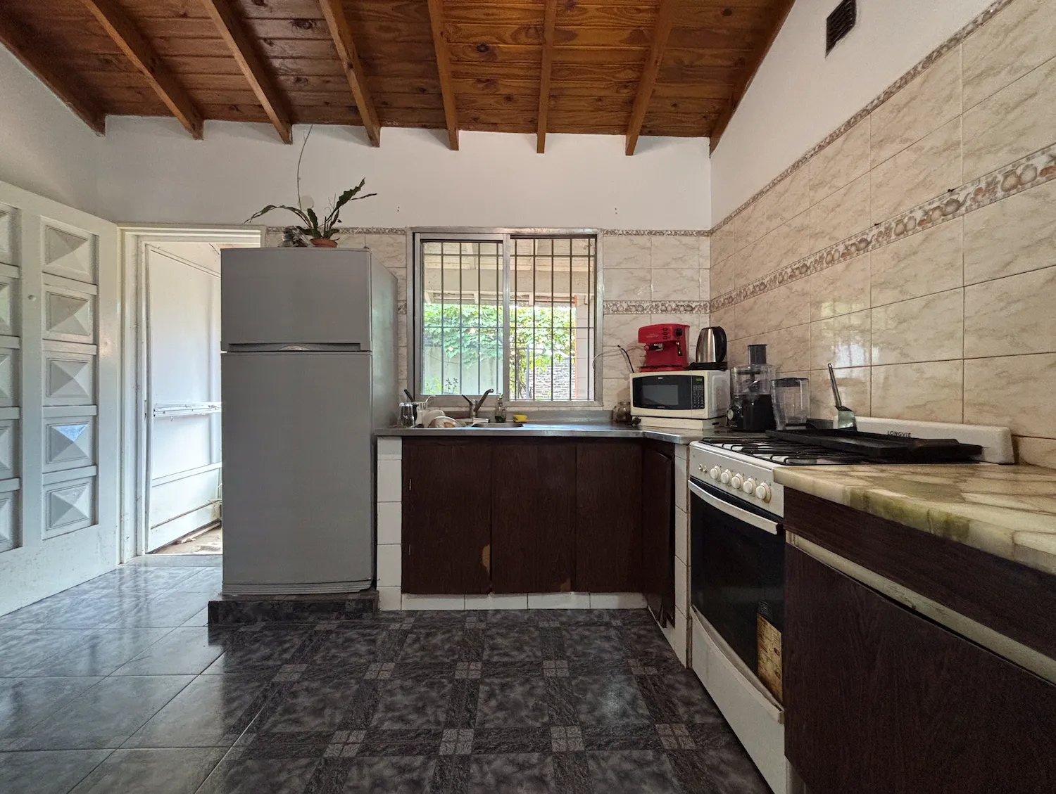 Venta Casa 4 ambientes · Galpón · Jardín · Don Torcuato - Foto 14