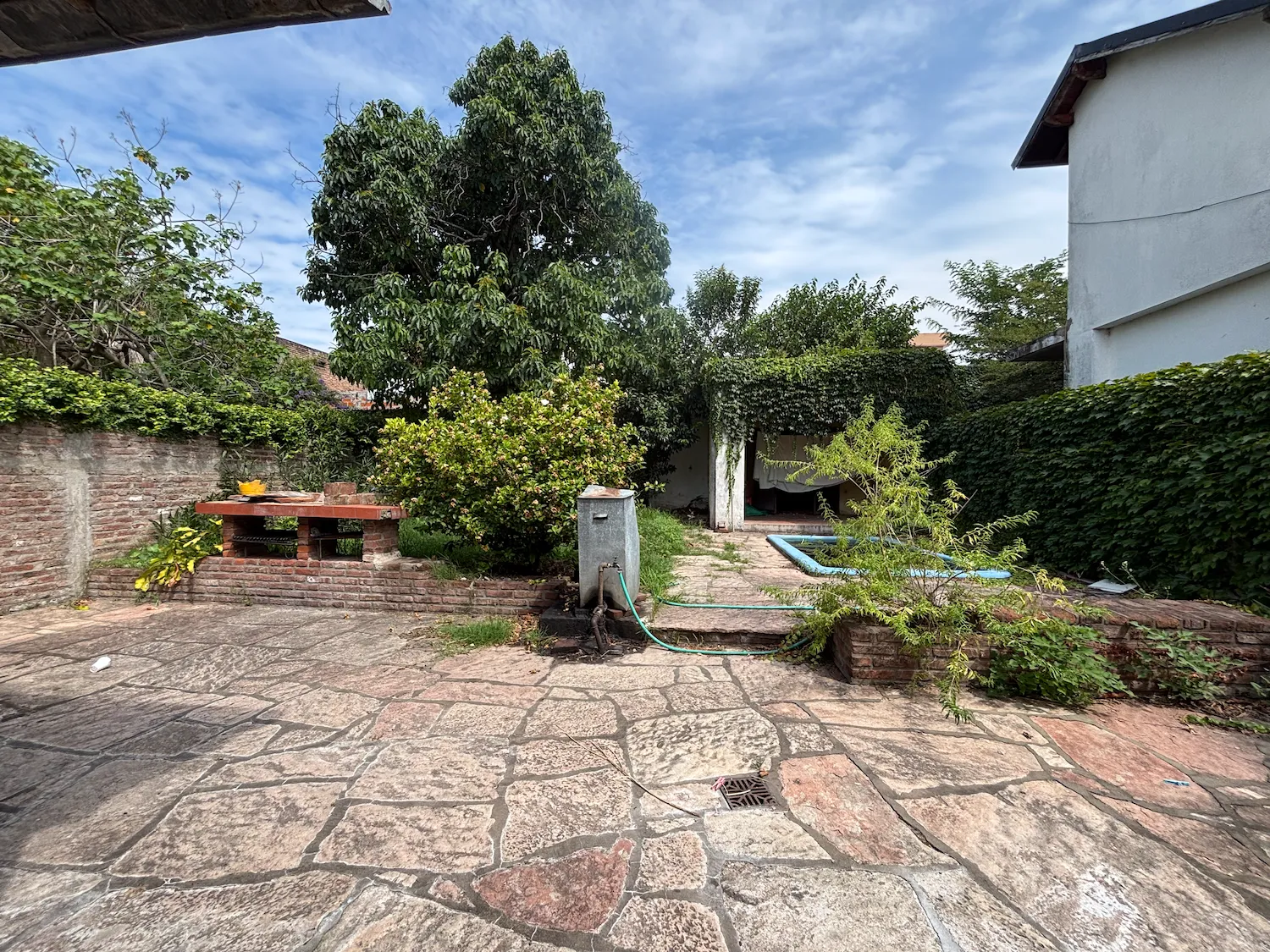 Venta Casa · 5 ambientes · Pileta · Depto auxiliar al fondo · Don Torcuato - Foto 10