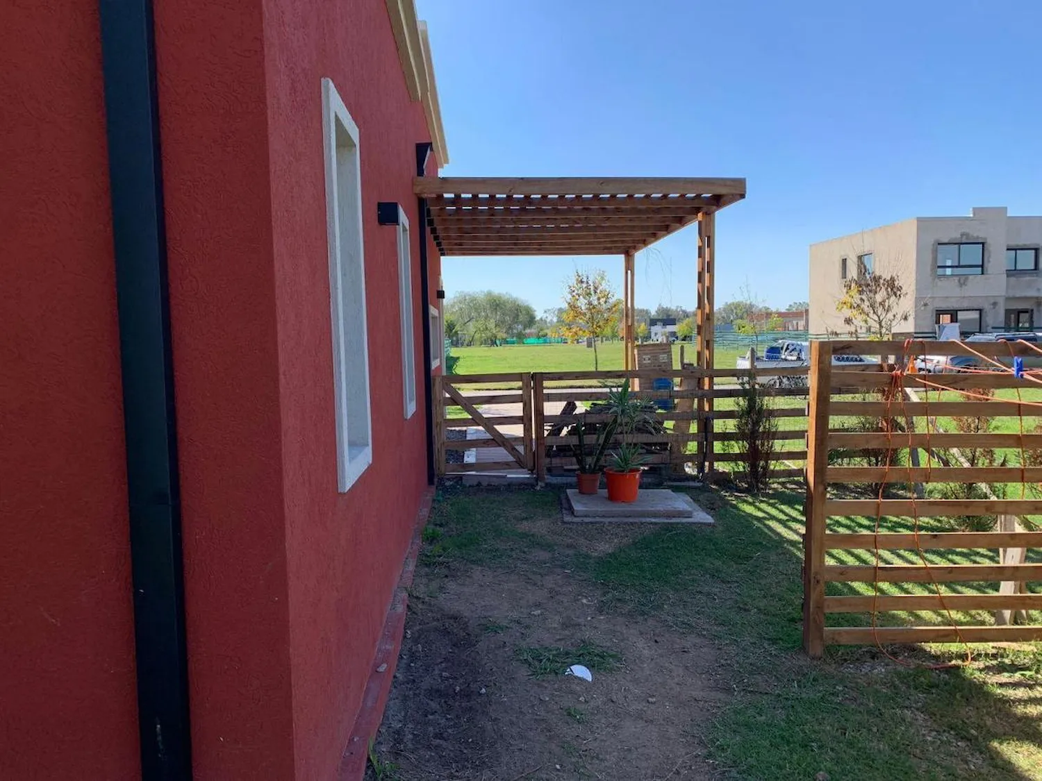 Venta Casa · 3 Dormitorios · Galeria con Parrilla · Jardin · Santa Isabel Etapa 2 - Foto 37