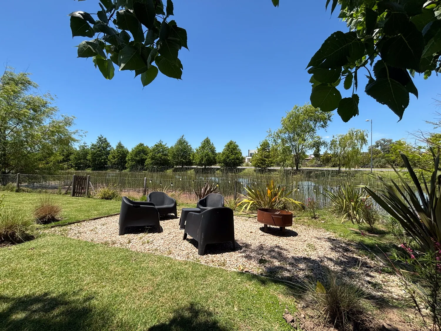 Venta casa al lago · 3 dormitorios · Pileta y parrilla · Cantón Islas - Foto 32