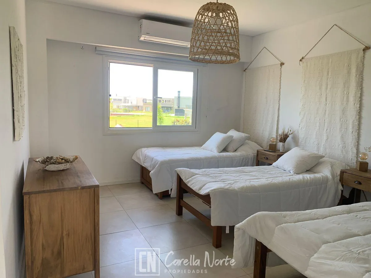 Casa · 3 dormitorios · Pileta · Vista al golf · El Cantón · Barrio Golf - Foto 17