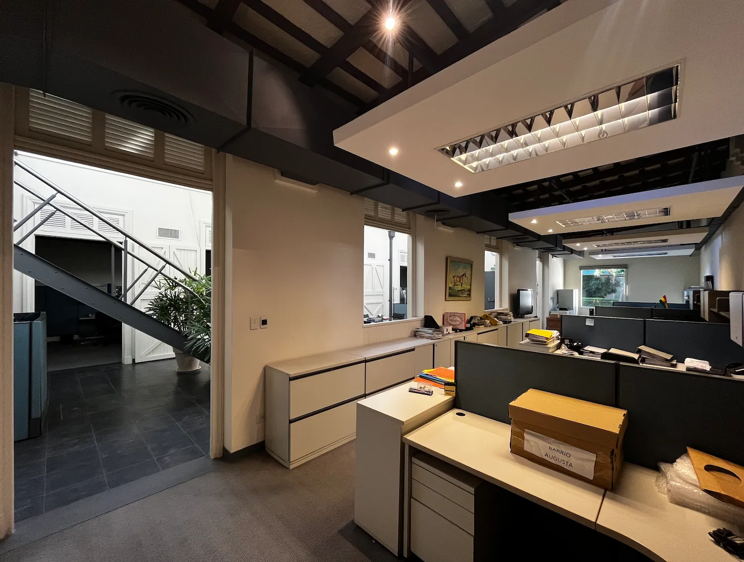 Edificio de oficinas con carácter único · Sin expensas · Lomas de San Isidro - Foto 5
