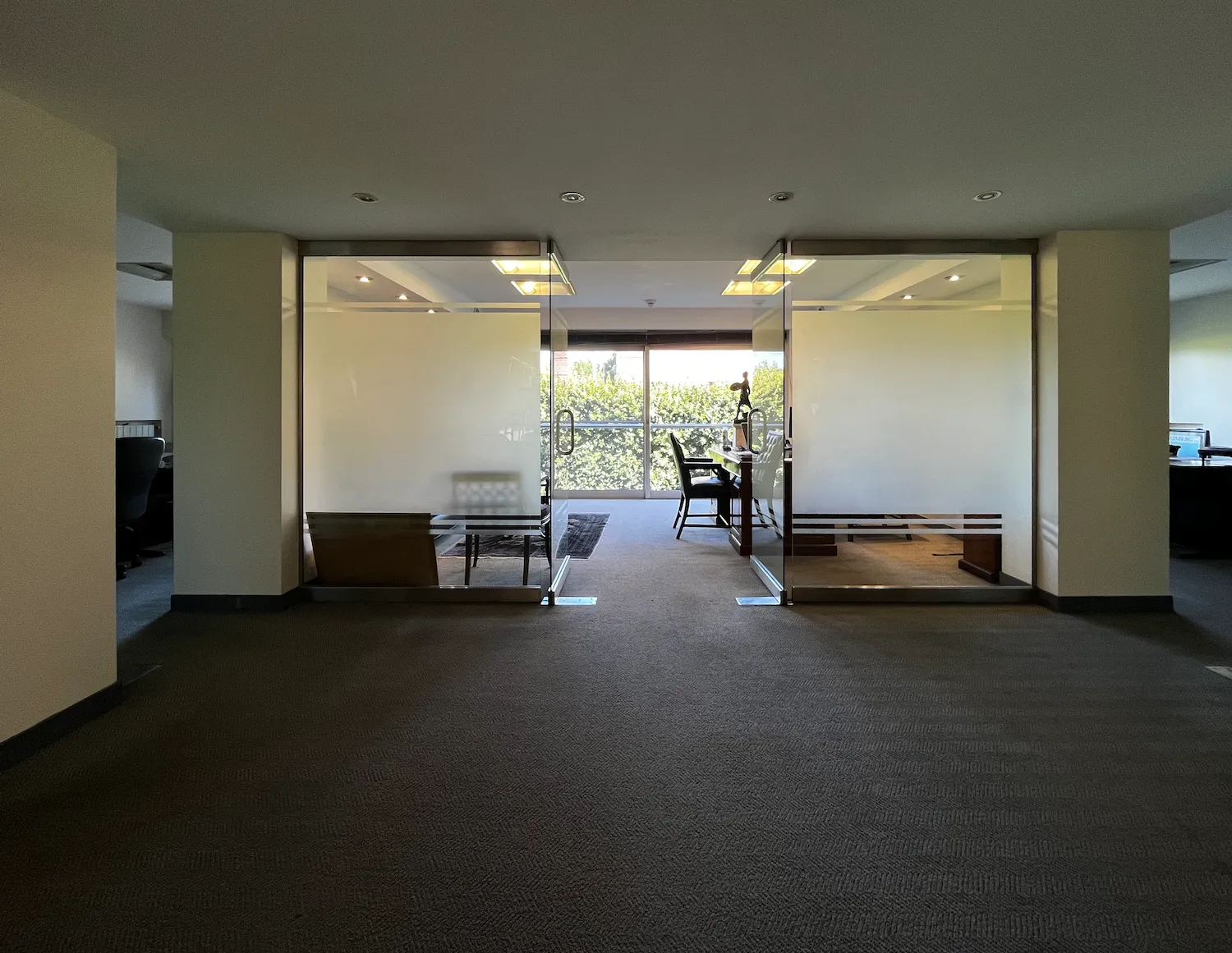 Edificio de oficinas con carácter único · Sin expensas · Lomas de San Isidro - Foto 17